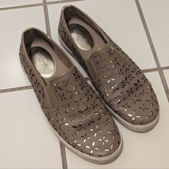 Michael Kors Keaton slip on - Picture 3 of 8